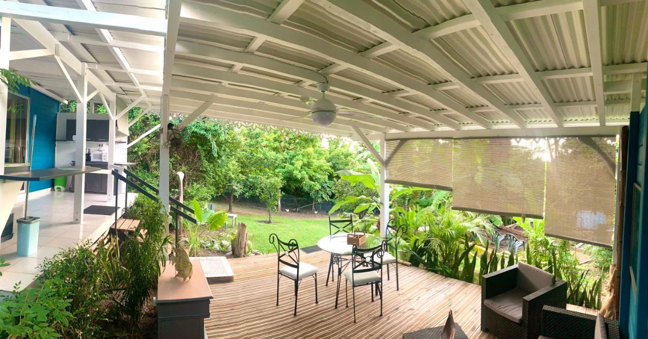 LODGE PAMPLEMOUSSE avec PISCINE privative , dans parc calme à 500 m plage Le Carbet Esterno foto
